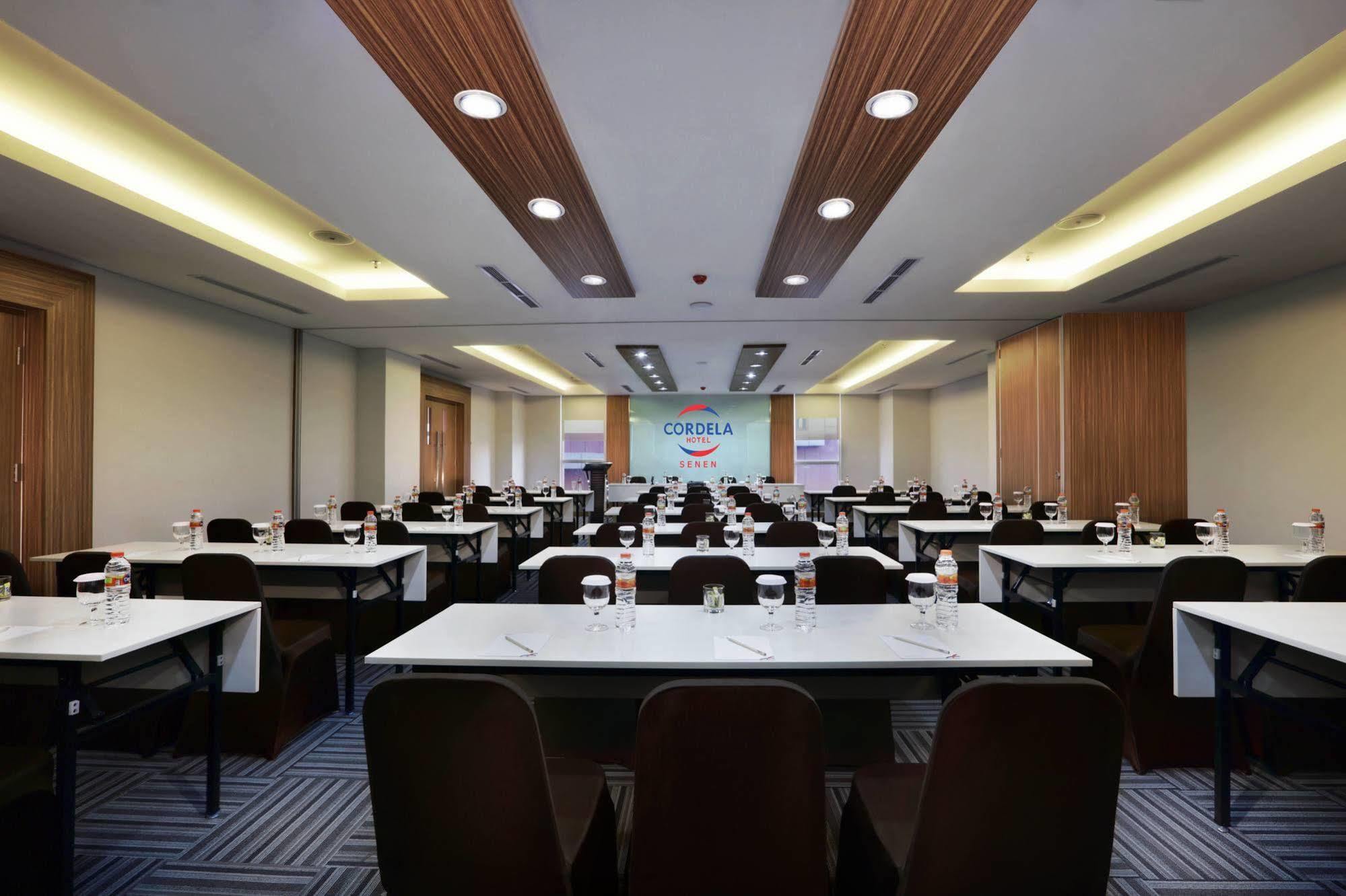 Cordela Senen Jakarta Exterior foto